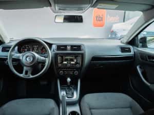 VW Jetta -2012-automat- navigatie-scaune incalzite-jante aliaj-senzori — miniatura 2