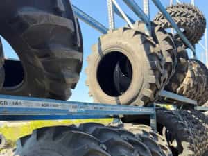 cauciucuri taf 18.4-26 cultor camere aer avem si alte marci bkt ozka livram oriunde in romania cu 12 14 16 pliuri — miniatura 7