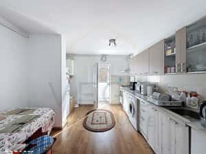 Apartament 2 camere decomandate, balcon, zona UMF - Zorilor - Gh.Dima