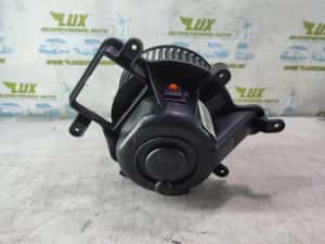 Motoras aeroterma T3953001 Peugeot 3008 1 (facelift) (2013 - 2016) — miniatura 2