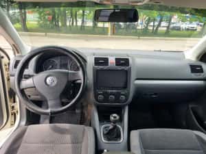 Volkswagen Jetta — miniatura 4