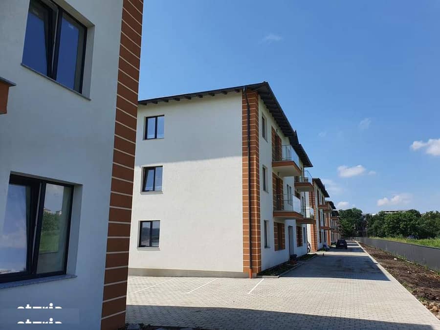 Apartament premium 3 camere, Mobilat/Utilat,Pod si loc de parcare — fotografie 1 din 6