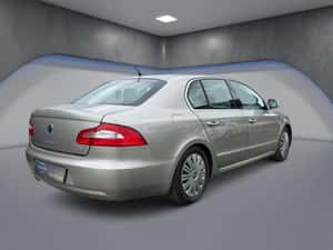 Skoda Superb 1.4 TSI 125 CP, 2009, 200.000 km — miniatura 3