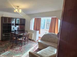 Apartament cu 2 camere, semidecomandat, 55 mp, etaj 3,Piata Rodului , — miniatura 6