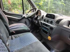 Vindem AUTOUTILITARA MERCEDES SPRINTER 211CDI3550, anul 2000 — miniatura 5