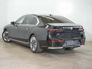 BMW 750 Hibrid Second-hand 2024 — miniatura 3