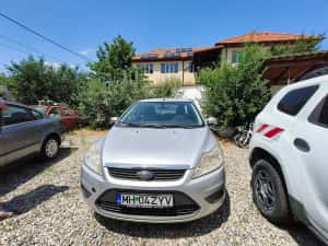 FORD FOCUS  avariat 1,6i — miniatura 2