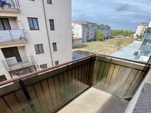 Vand Garsoniera Decomandata Proprietar