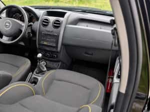 Dacia Duster 4x4 2015 — miniatura 7