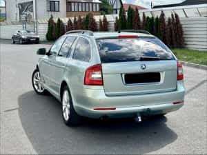 Skoda Octavia 2 facelift 1.6 tdi 2009/10 297.000 km — miniatura 4