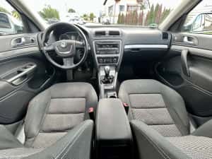 Skoda Octavia 2 facelift 1.6 tdi 2009/10 297.000 km — miniatura 6