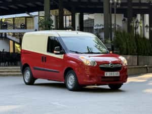 Opel Combo 1.3 Disel Caddy 2019 Clima Navi CarPlay senzori de parcare carlig remorcare Euro 6 130.000 km — miniatura 10