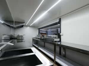 Rulota Comerciala 6m Premium Echipata Fast Food, Grill, Street Food Truck — miniatura 5