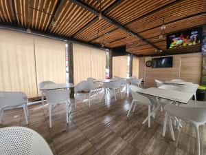 De vânzare afacere Fast-Food complet utilată – Deta, locație centrală — miniatura 4