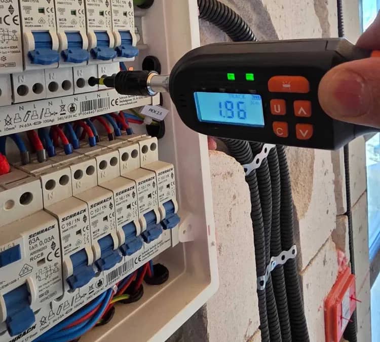 Electrician Slatina | Instalații electrice, tablouri electrice și lucrări fără improvizații — fotografie 1 din 10