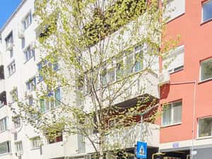 Ford Tourneo Connect 2023 - 47.838 km - 28.000 EUR — miniatura 7