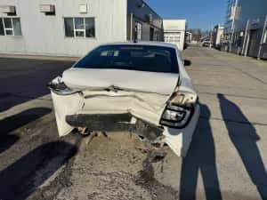 Skoda Rapid avariata — miniatura 2