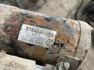 Electromotor 8200 584 664 Dacia Logan prima generatie — miniatura 9