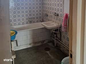 Apartament de vanzare 2 camere , Str Paulesti , et 3 , 51.800 euro neg — miniatura 5