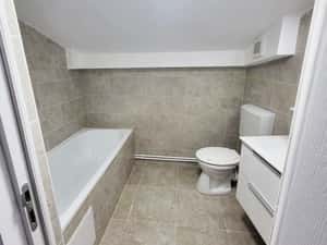 Ultracentral, catedrala, Hale, 4 camere pt birouri sau locuinta — miniatura 6