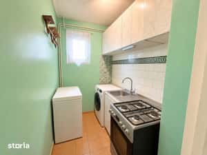 Vand apartament cu 2 camere pe strada Pomilor, et. 2, in Reghin — miniatura 5