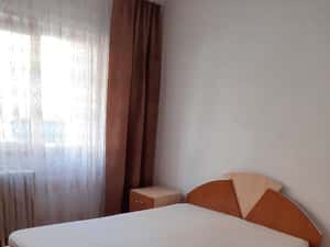 Garsoniera mobilata si utilata in bloc de apartamente