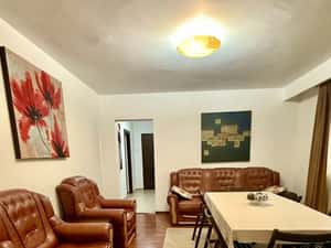 Inchiriez Apartament Renovat 3 Camere Pajura, sect. 1 — miniatura 1