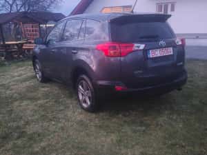 Toyota RAV4 an 2014 diesel 2000 — miniatura 3