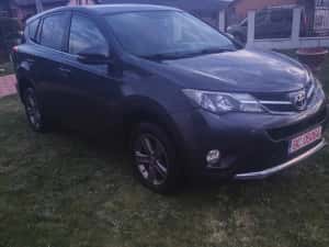 Toyota RAV4 an 2014 diesel 2000 — miniatura 4