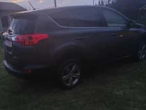 Toyota RAV4 an 2014 diesel 2000 — miniatura 5