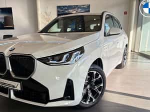 BMW X3 xDrive30e M-Sport Automată 299 HP Hibrid (B/E)