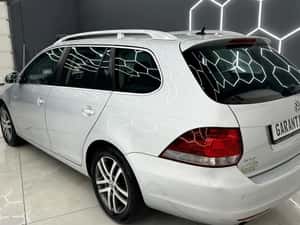 Volkswagen Golf 2012 1.6D E5 Manuală 105 HP Diesel — miniatura 3