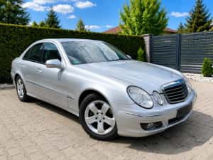Mercedes-Benz E Mercedes-Benz E220 CDI Automatik 176.000 km — miniatura 5