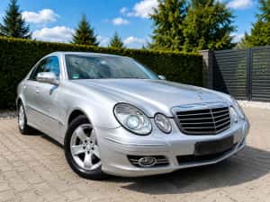 Mercedes-Benz E Mercedes-Benz E220 CDI Automatik 176.000 km — miniatura 6