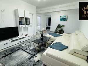 Apartament cu 2 camere de vanzare etaj 2, Bd. Dem Radulescu, Rm Valcea — miniatura 4