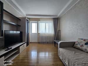 Apartament 2 camere renovat,mobilat si utilat - de vanzare — miniatura 3