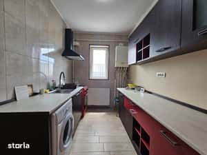 Apartament 2 camere renovat,mobilat si utilat - de vanzare — miniatura 4