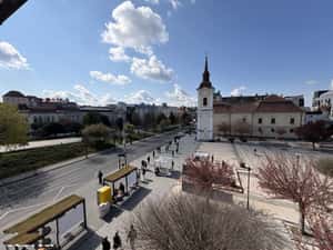 Oferta rara! Apartament 4 camere ultracentra / centru / 110 MP / UMFST — miniatura 3