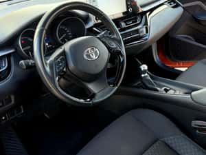 Toyota C-HR Automată 122 HP Hibrid (B/E) — miniatura 6