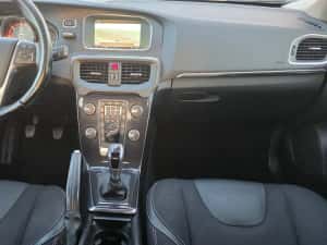 Volvo V40 2.0 D2 * An 2017 * Euro 6 * Cutie Manuala — miniatura 3