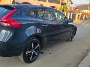 Volvo V40 2.0 D2 * An 2017 * Euro 6 * Cutie Manuala — miniatura 8
