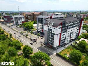 Apartament de vânzare cu 3 camere, et. 5/6, loc de parcare inclus. — miniatura 4