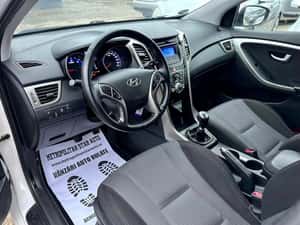 Hyundai i30 Tren Blue, 2014, Diesel, 4.980 EUR — miniatura 7