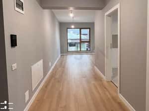 2 Camere Sisesti Bloc boutique — miniatura 1