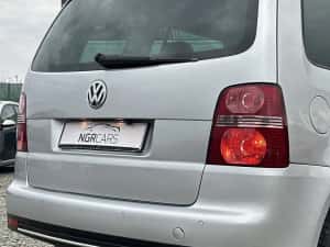 Volkswagen Touran Highline 2.0 TDI DSG | RATE/TRANSPORT/NUMERE ROȘII — miniatura 4