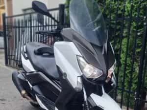 Vand Yamaha X Max 400 ABS 2015 in stare perfecta de functionare. — miniatura 9