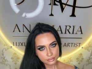 Ofer servicii PREMIUM de make up profesional