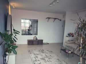 Vanzare apartament modern mobilat utilat 12 minute de metrou Leonida