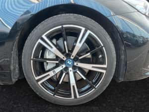 BMW 550 Berlină Hibrid Plug-in 2024 — miniatura 5