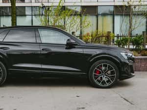 Audi Q8 Automată 517 HP Hibrid (B/E) — miniatura 6